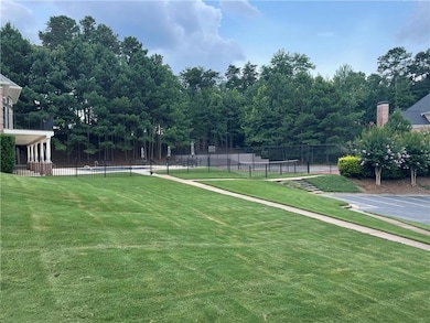 4129 Greyfield Bluff Dr, Gainesville, GA 30504 - photo 2