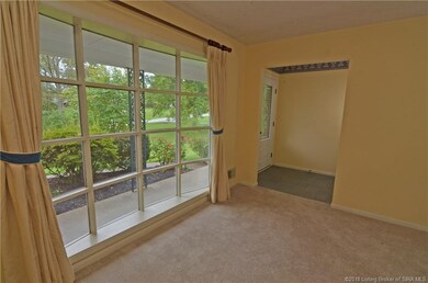 Foyer / Living Room