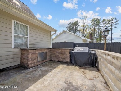2724 Northwoods Dr, Jacksonville, NC 28540 - photo 6