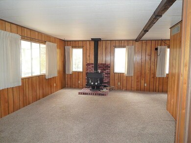 Living Room (2)