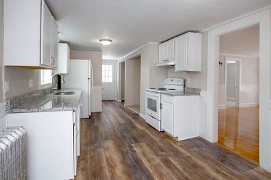 23 Vine St, Milford, MA 01757 - photo 5