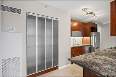 The Caravel unit 1705, Chicago, IL 60654 - photo 7