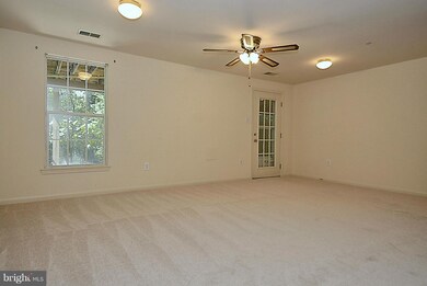20804 Ireland Ct, Germantown, MD 20874 - photo 5