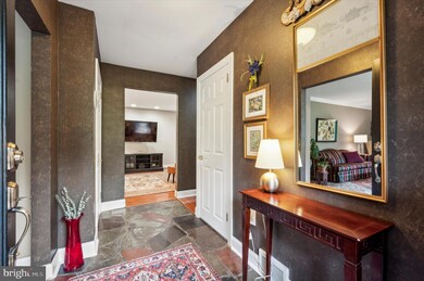 206 Fawnhill Rd, Broomall, PA 19008 - photo 4