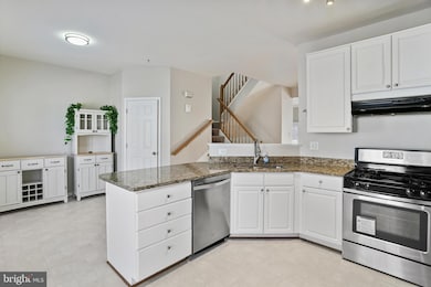 8108 Mallard Shore Dr, Laurel, MD 20724 - photo 5