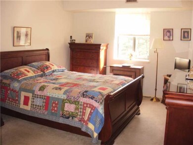 806 Alta Vita Dr, Greensburg, PA 15601 - photo 6