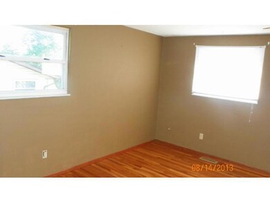 6525 Dobson Square W, Columbus, OH 43229 - photo 4