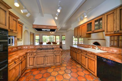 007_Kitchen