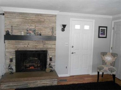 76 Blossom Rd, West Springfield, MA 01089 - photo 5