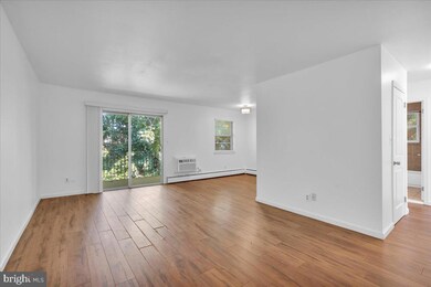 102 Garnet Dr unit 1K, Burlington, NJ 08016 - photo 5