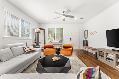 6800 Menchaca Rd unit 37, Austin, TX 78745 - photo 2