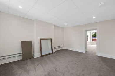 284 Maple St, Holyoke, MA 01040 - photo 6