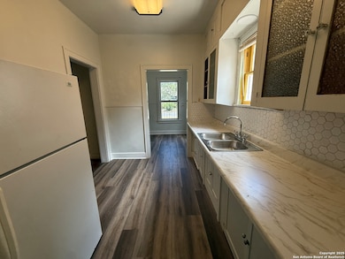 1626 Mckinley Ave, San Antonio, TX 78210 - photo 6