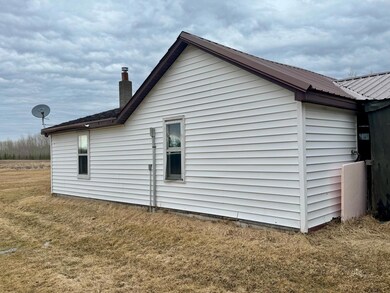 2092 39th St SE, Baudette, MN 56623 - photo 2