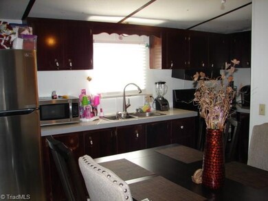 1712 Staleys Farm Rd, Asheboro, NC 27205 - photo 4