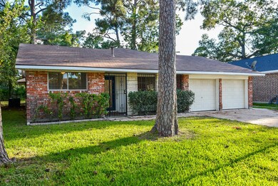 7426 Navasota St, Houston, TX 77016 - photo 2