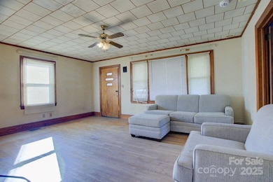 1218 Goodman Rd, Charlotte, NC 28214 - photo 6