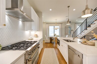 822 Wakefield Dr unit B, Houston, TX 77018 - photo 6