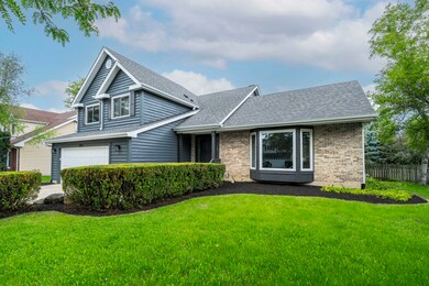 1257 Ashton Ln, Naperville, IL 60540 - photo 2