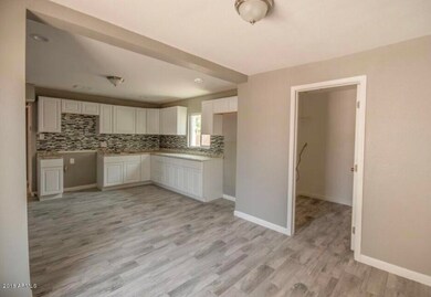 7714 W Weldon Ave, Phoenix, AZ 85033 - photo 3