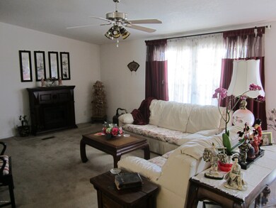 Living Rm