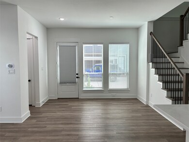 8956 Lavender Springs Dr, Houston, TX 77080 - photo 3