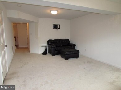 516 Boxwood Ln unit 96, Woodbury, NJ 08096 - photo 4