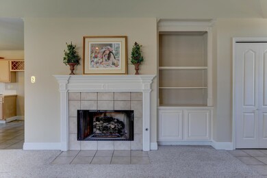 Crest Circle-9