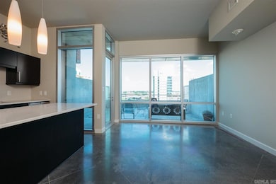 315 Rock Apt 605 St, Little Rock, AR 72202 - photo 2