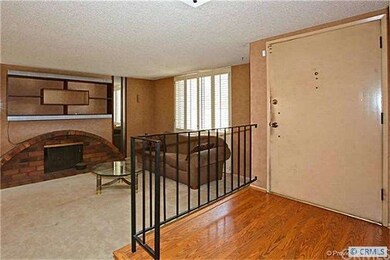 step down formal living/dining combo newer laminat
