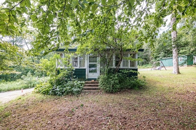 7 Duval Rd, Dudley, MA 01571 - photo 3