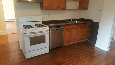 60 Greenough St unit 3, Brookline, MA 02445 - photo 2