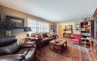 livroom2 (10)