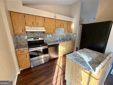 6091 Raintree Bend, Lithonia, GA 30058 - photo 6