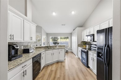 1000 Cornell Ave, Clermont, FL 34711 - photo 3