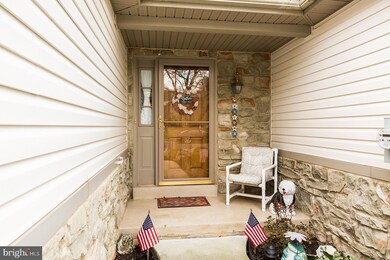 444 Hill St, Mount Joy, PA 17552 - photo 2