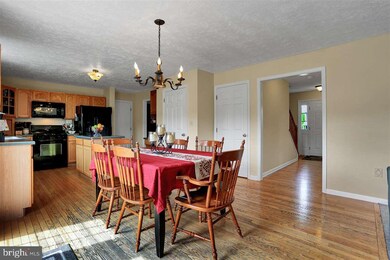 13168 Shawnee Cir, Waynesboro, PA 17268 - photo 7