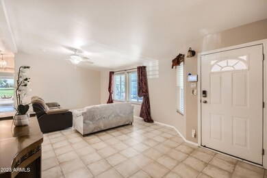 04 Foyer