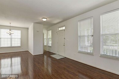 26201 Lands End Dr, Chantilly, VA 20152 - photo 3