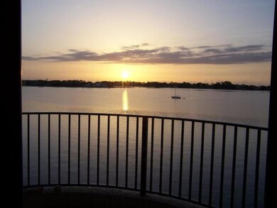 58 N Lakeshore Dr, Hypoluxo, FL 33462 - photo 7