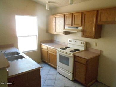 kitchen (1)