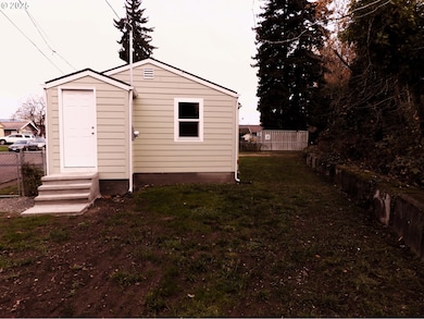 890 25th St SE, Salem, OR 97301 - photo 7