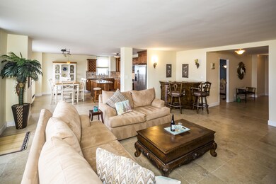 04_Living Room-5