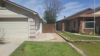 Torrence Front Dbl Gate