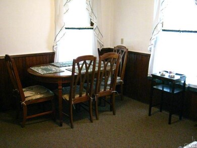 232 N Lehigh St, Tamaqua, PA 18252 - photo 5