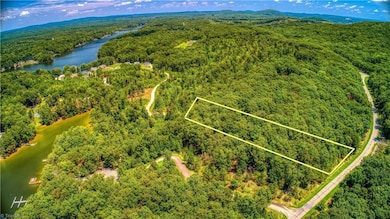 1228 Healing Springs Dr, Denton, NC 27239 - photo 2