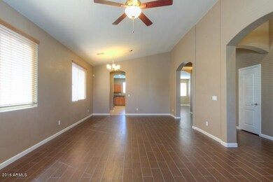 46083 W Meadows Ln_044