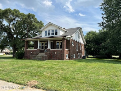 16320 Masonic Blvd, Fraser, MI 48026 - photo 2