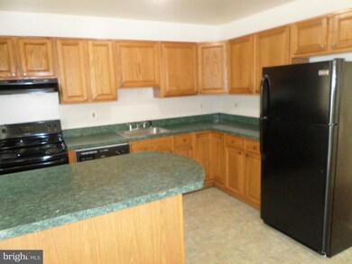 1524 Harford Square Dr, Edgewood, MD 21040 - photo 5