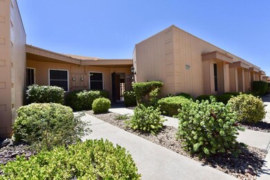 10542 W Palmeras Dr, Sun City, AZ 85373 - photo 4